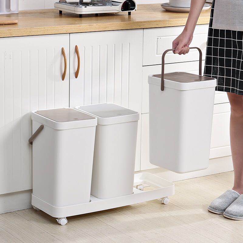 Rubbish Bins & Cleaning Supplies