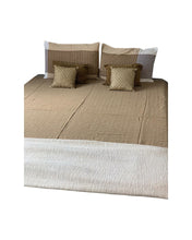 Load image into Gallery viewer, Classio Cotton Bedsheet Set - Brown

